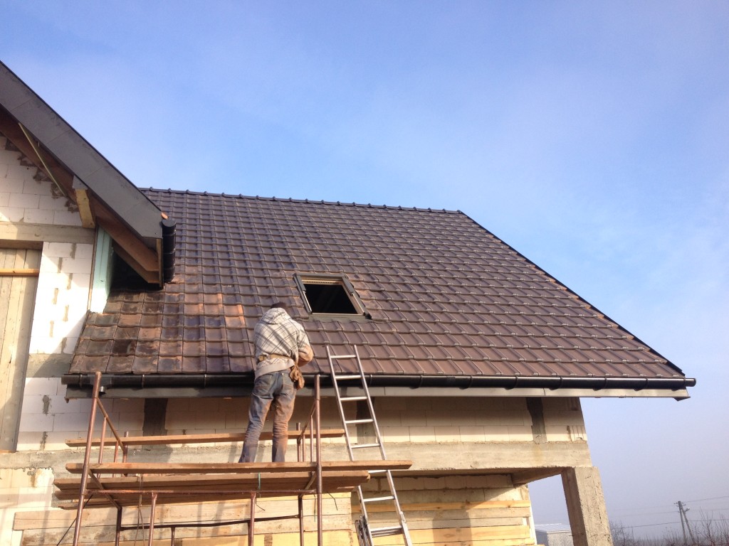 Dach z dachówki ceramicznej Bogen Reform
